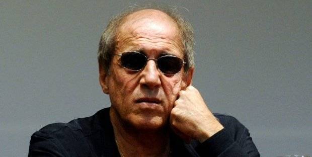 Adriano Celentano querelato: "Deve imparare a fare spettacolo senza danneggiare gli altri"