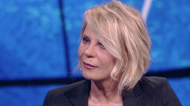 Maria De Filippi lascia Mediaset? Incontro segreto con la direttrice di Rai Uno