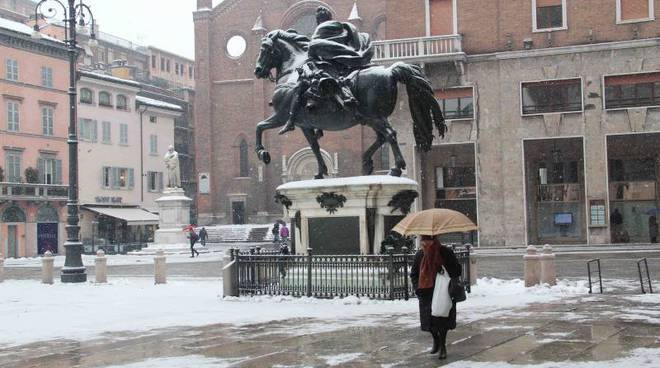 Previsioni meteo week end: pioggia e neve dopo una breve pausa