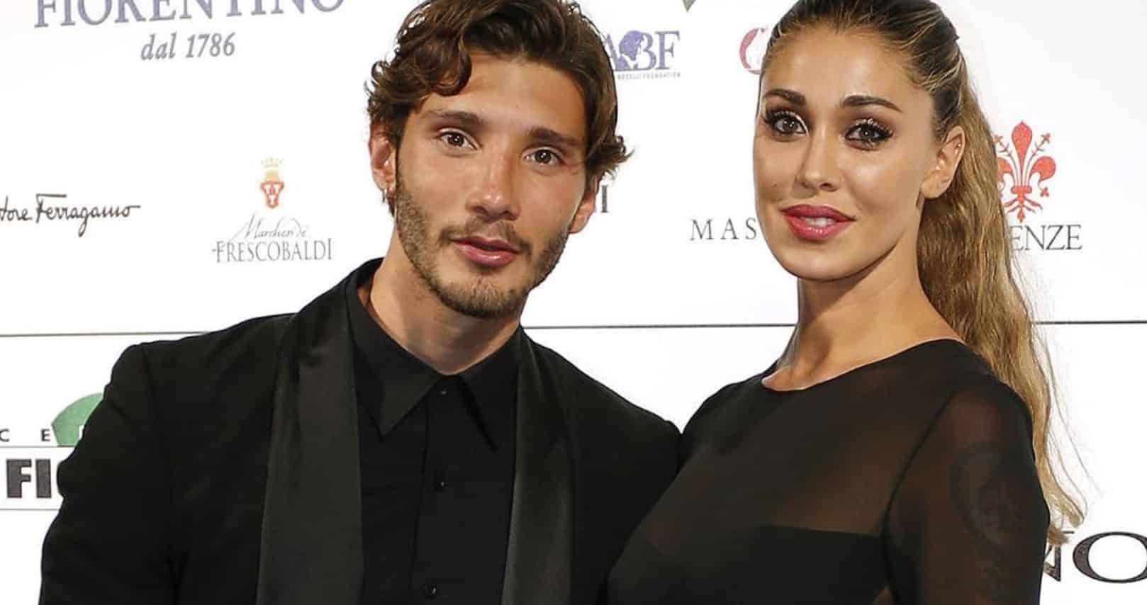 Belen Rodriguez e Stefano De Martino, romantici su Instagram: "Chi non ama tutto questo?"