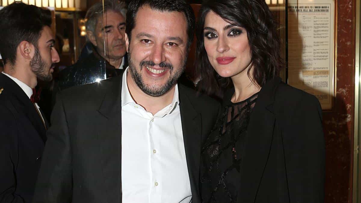 Elisa Isoardi, si dichiara a Matteo Salvini: "Mi manca la nostra quotidianità"