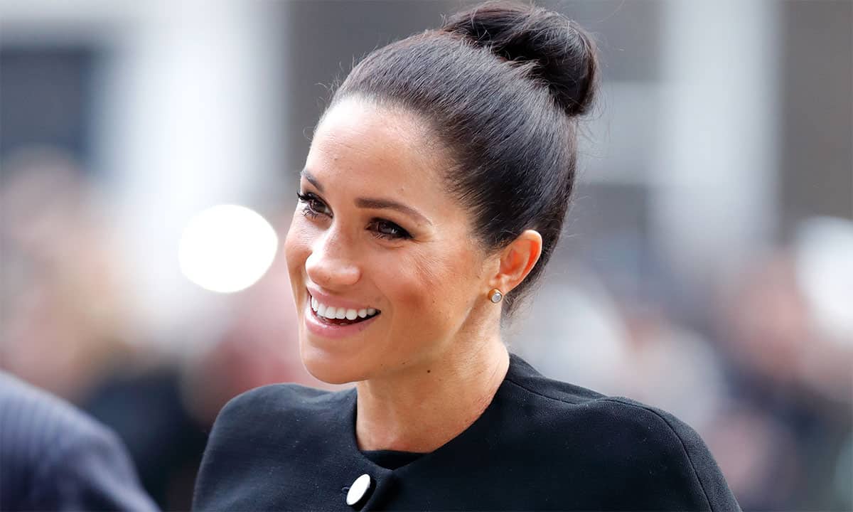 Meghan Markle, il gesto per le guardie che ha spiazzato tutti a corte