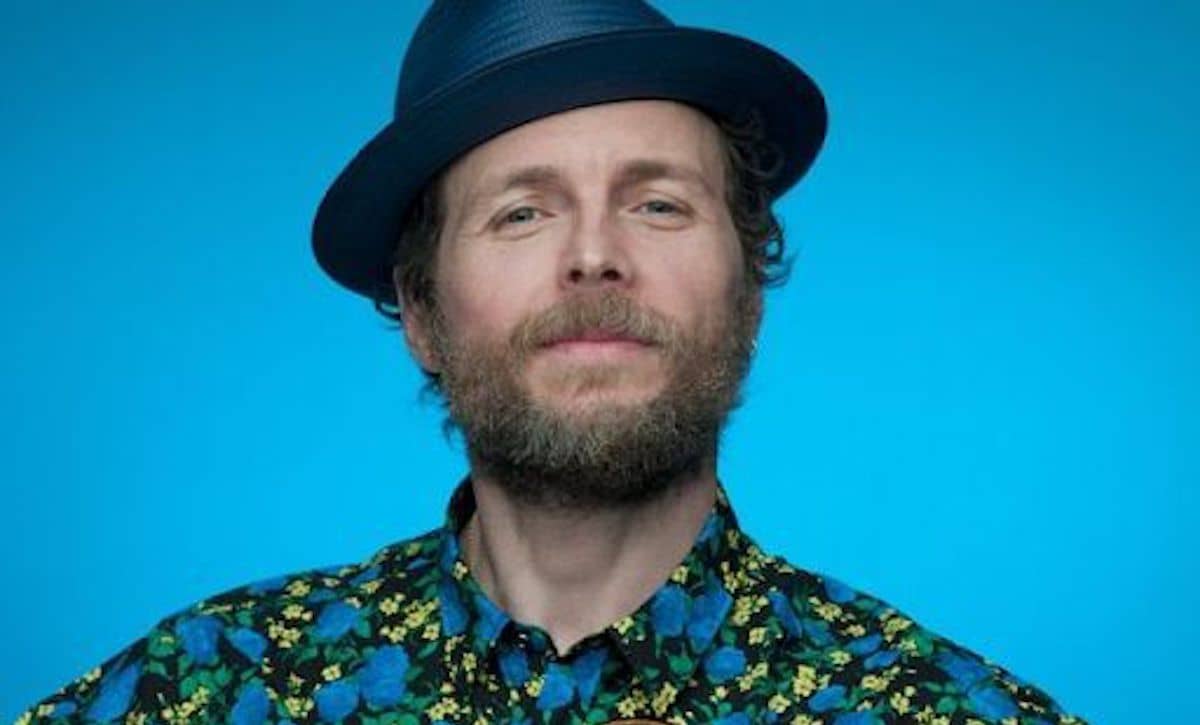 Paura per Jovanotti, la suocera cade da un muretto: "Fratture multiple"