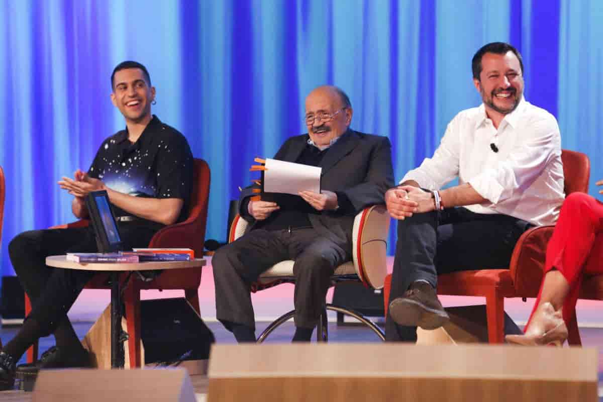 Maurizio Costanzo show anticipazioni 28 marzo: tra gli ospiti Salvini e Mahmood