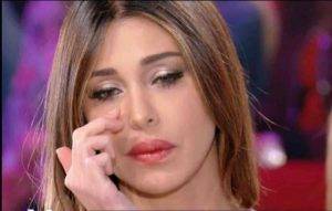 Belen Rodriguez sbotta, nervosa a Verissimo