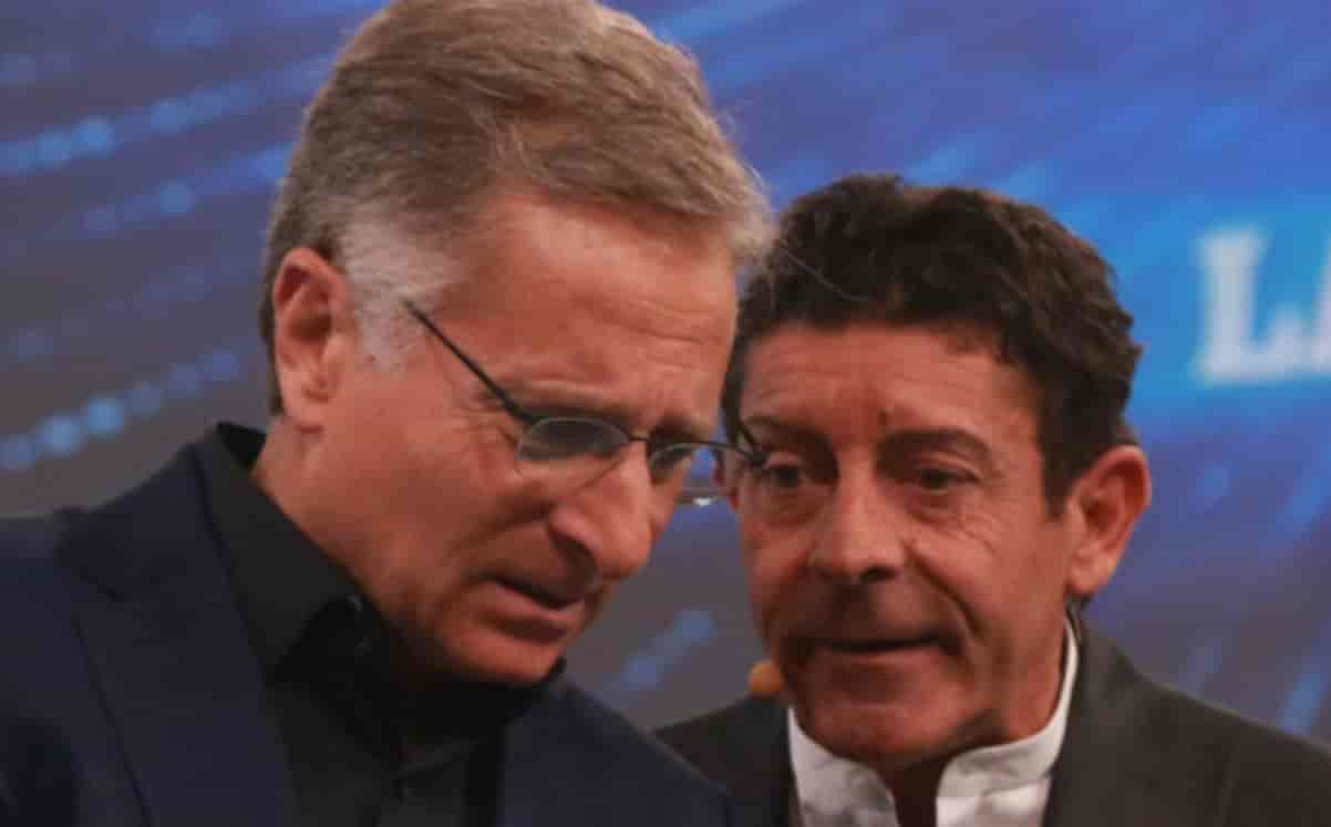 Paolo Bonolis, Luca Laurenti parla della sua erezione