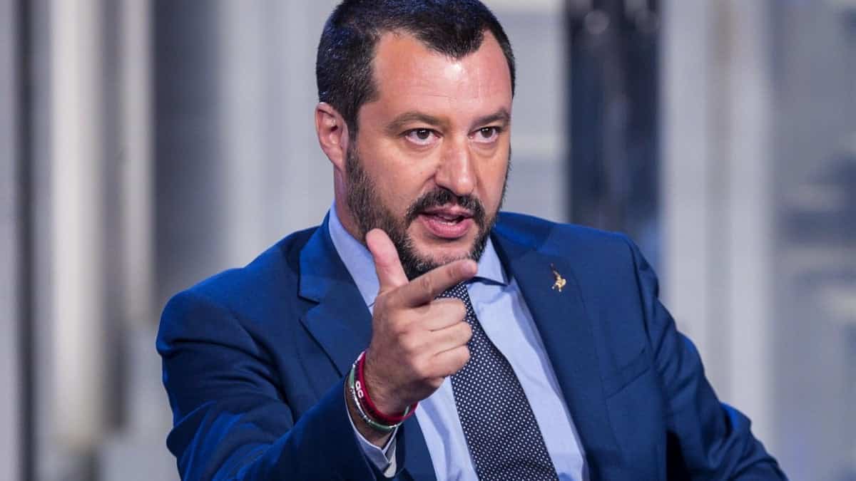 Migranti, PD attacca Matteo Salvini