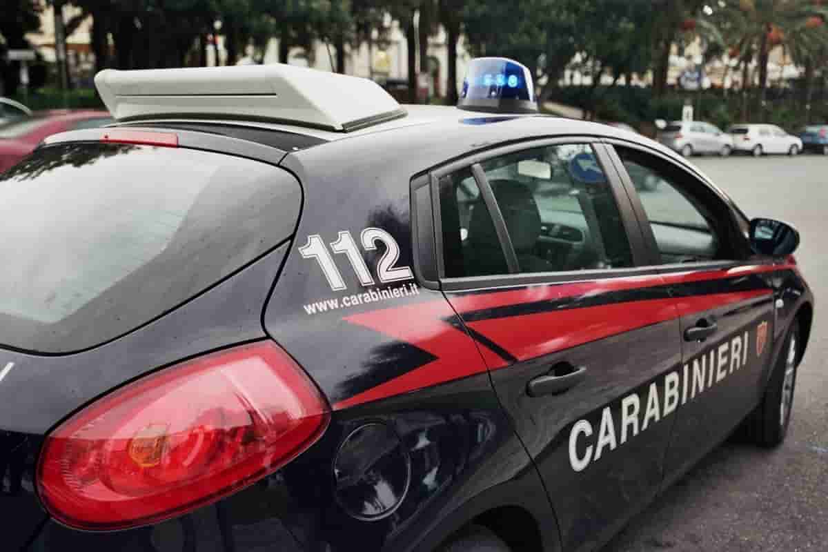 Milano, bimbo trovato morto