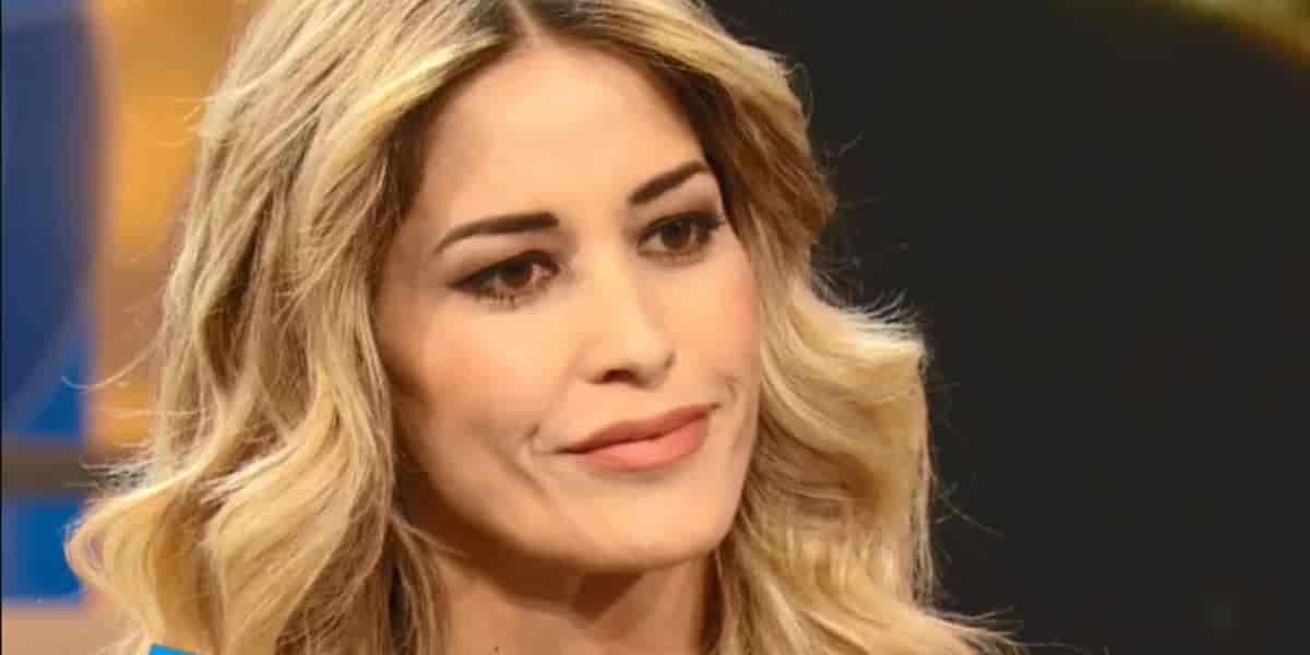 Elena Santarelli, il figlio Giacomo è guarito