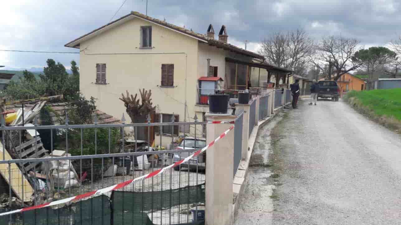 Pesaro, pensionato legato e ucciso