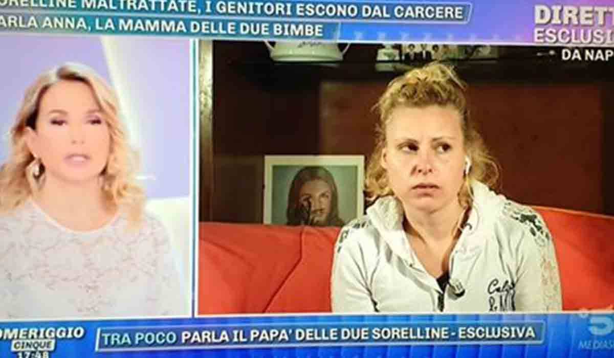 Barbara D'Urso e Anna, donna accusata di maltrattare le figlie