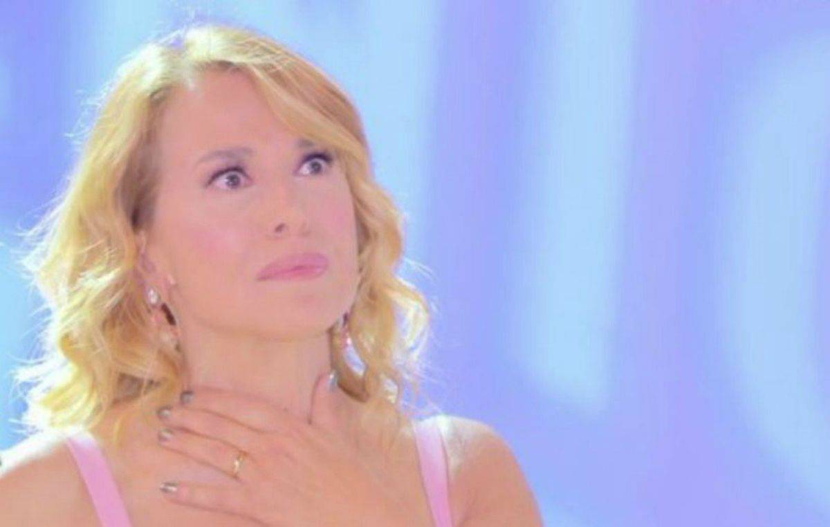live non è la d'urso sostituito da Riviera