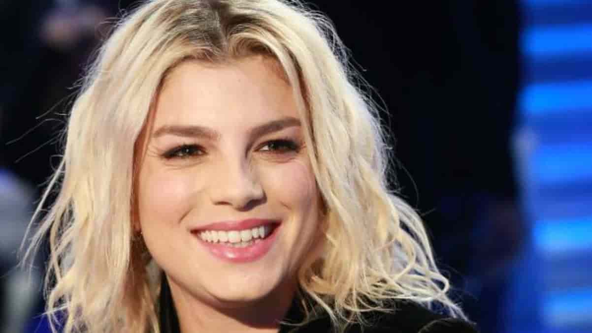 Emma Marrone in motorino: nottata movimentata