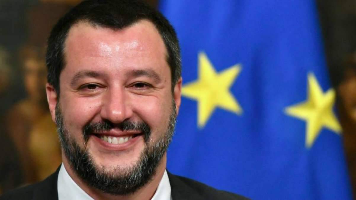 matteo salvini candidato al premio nobel per la pace per la questione dei migranti