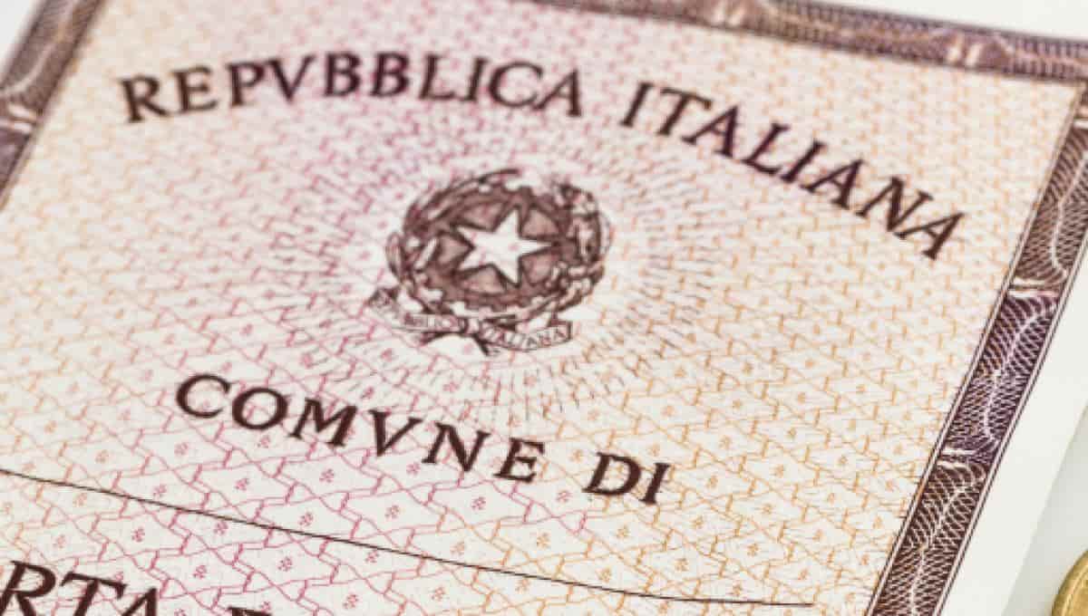 Carta di identità addio