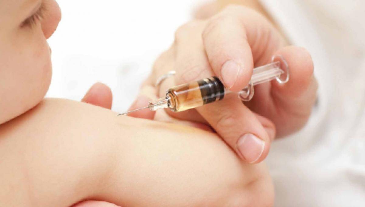 bimba non vaccinata infetta da tetano, genitori indagati