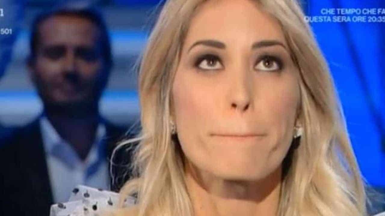 Elena Santarelli e il tumore del figlio: ho voluto vederlo