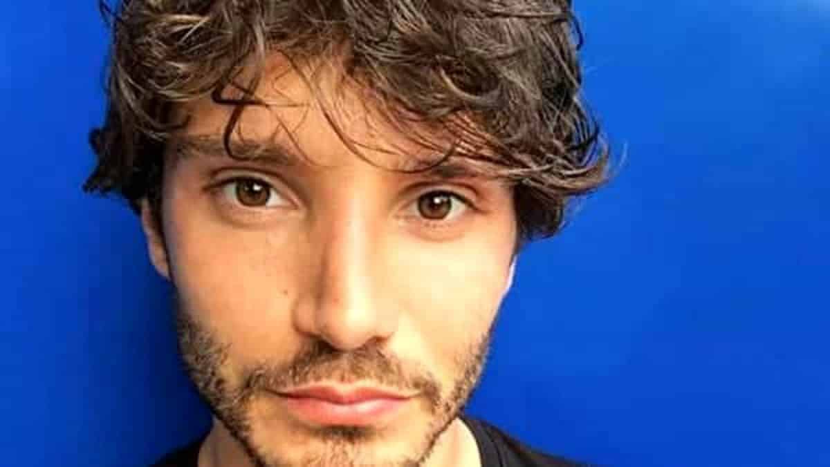 Amici, Stefano De Martino e la verità sui professori