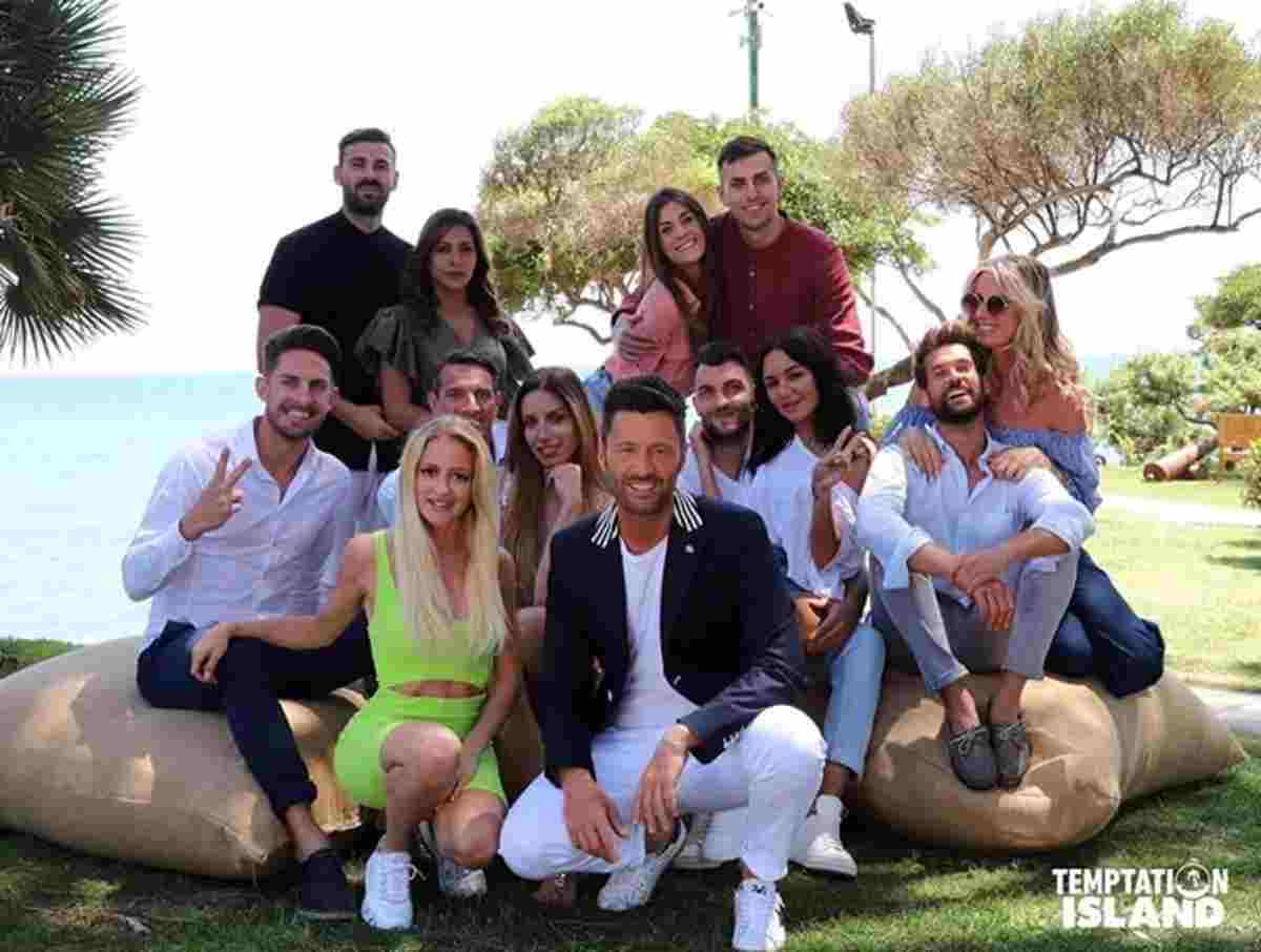 'Le coppie si sono accordate': bufera su Temptation Island, rivela Raffaella Giuliano