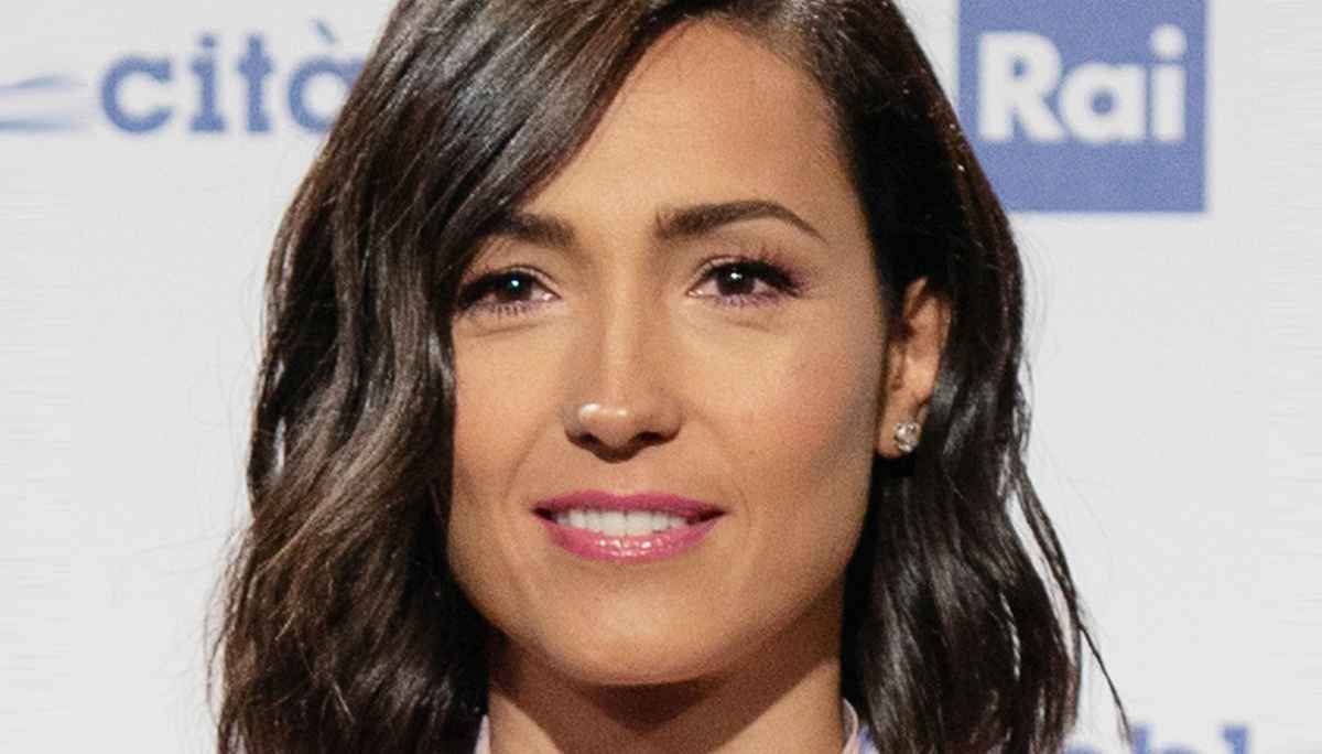 Caterina Balivo usa la panciera per sembrare più magra