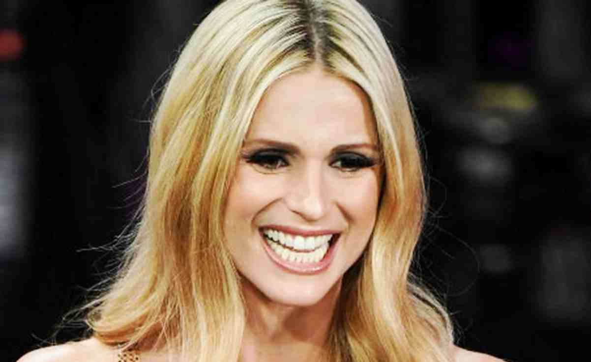 Michelle Hunziker dolce attesa sui social