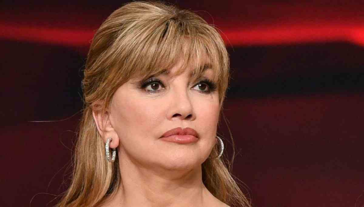 Milly Carlucci messa in imbarazzo tradimento marito