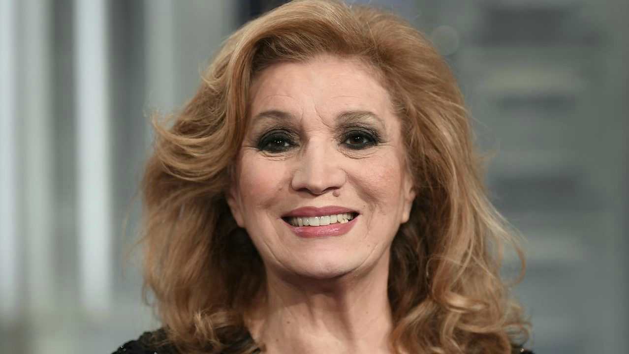 iva zanicchi e i rapporti sessuali col compagno, ecco com'è a letto