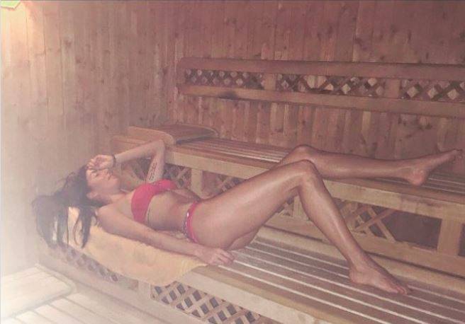 Elisabetta Gregoraci nella Sauna