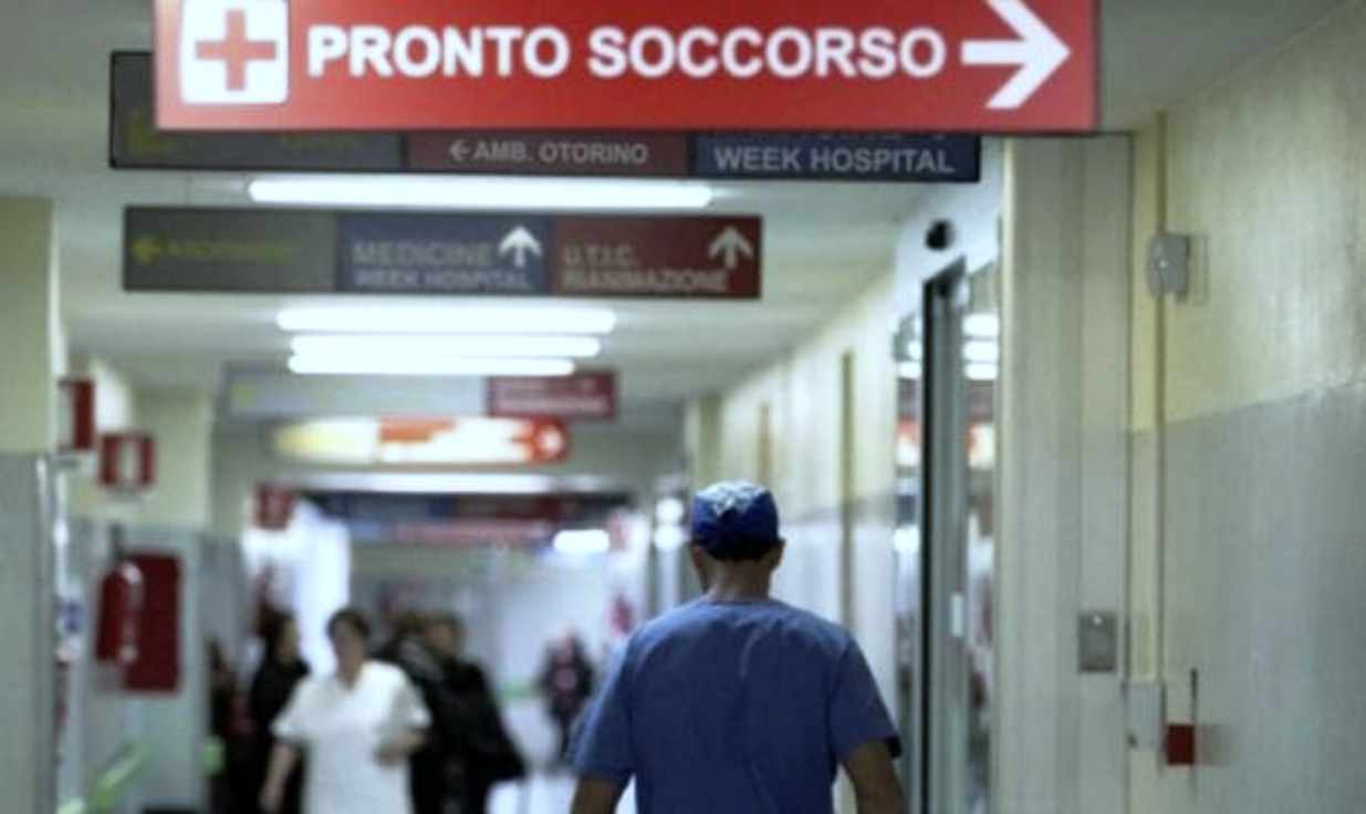 Ragazzo di 13 anni colpito da meningite