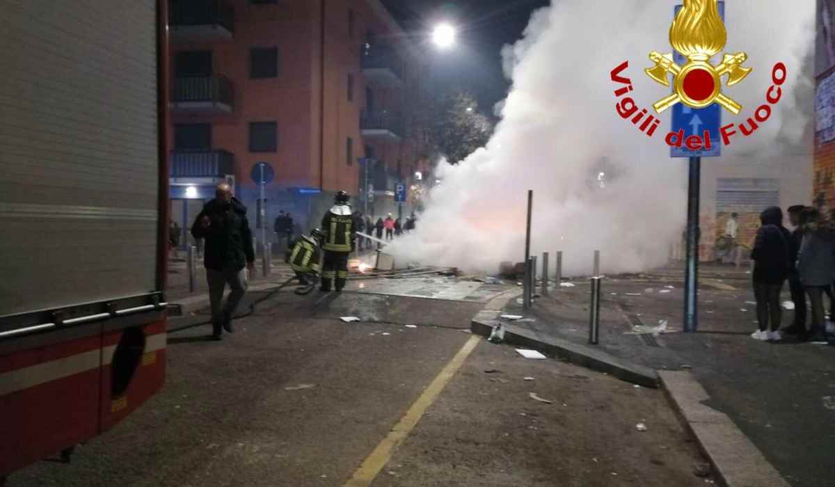 aggressione ai vigili del fuoco