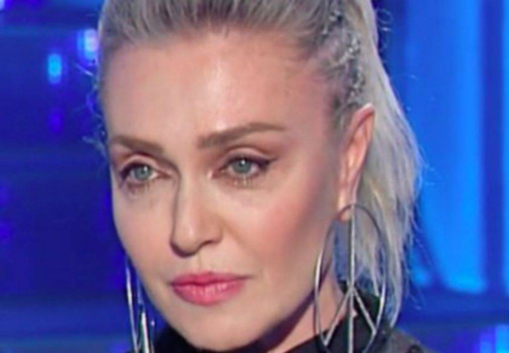 Paola Barale, la verità sull'accusa di fare uso di droga la verità