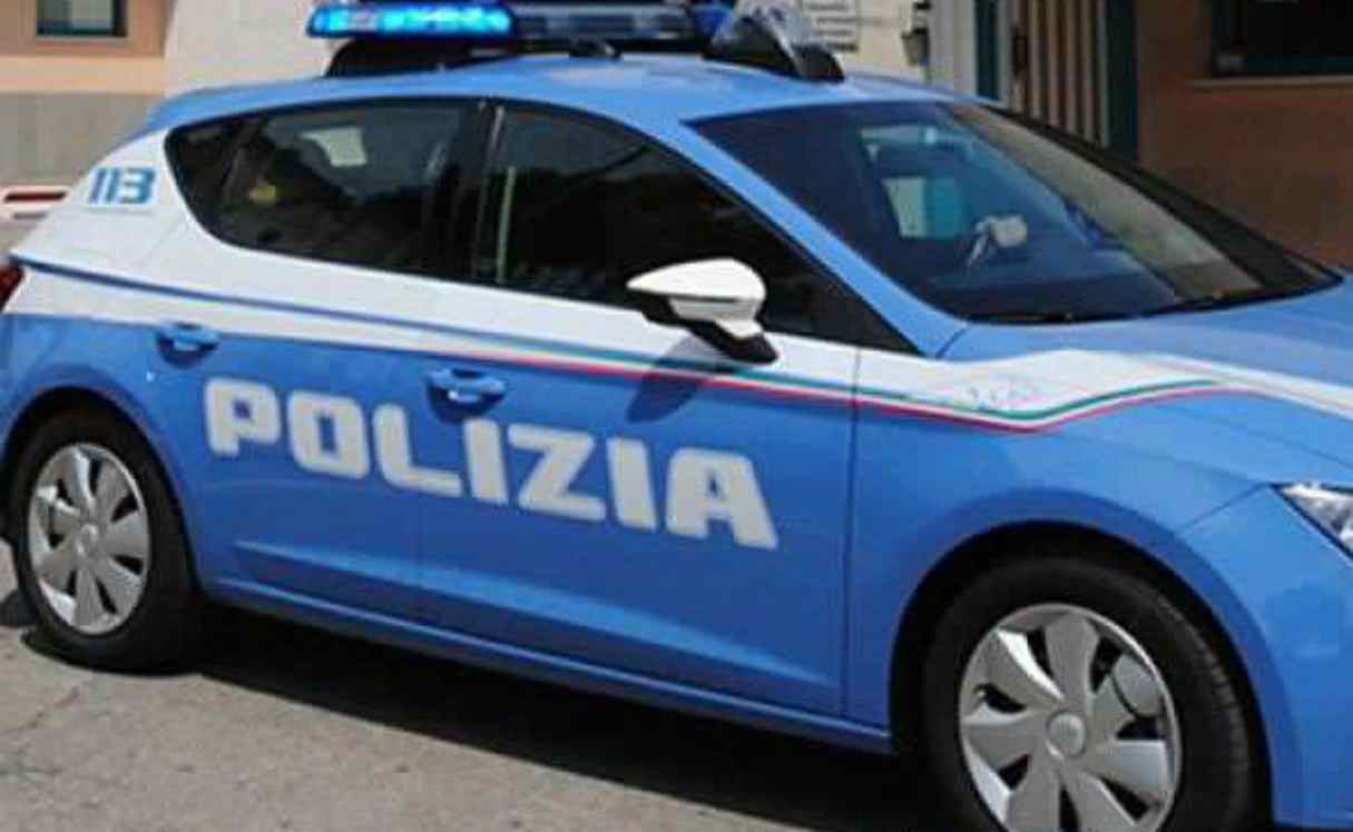 Poliziotto suicida