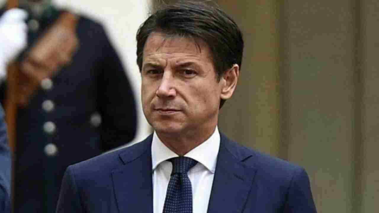 Giuseppe Conte, le misure straordinarie per contrastare il coronavirus