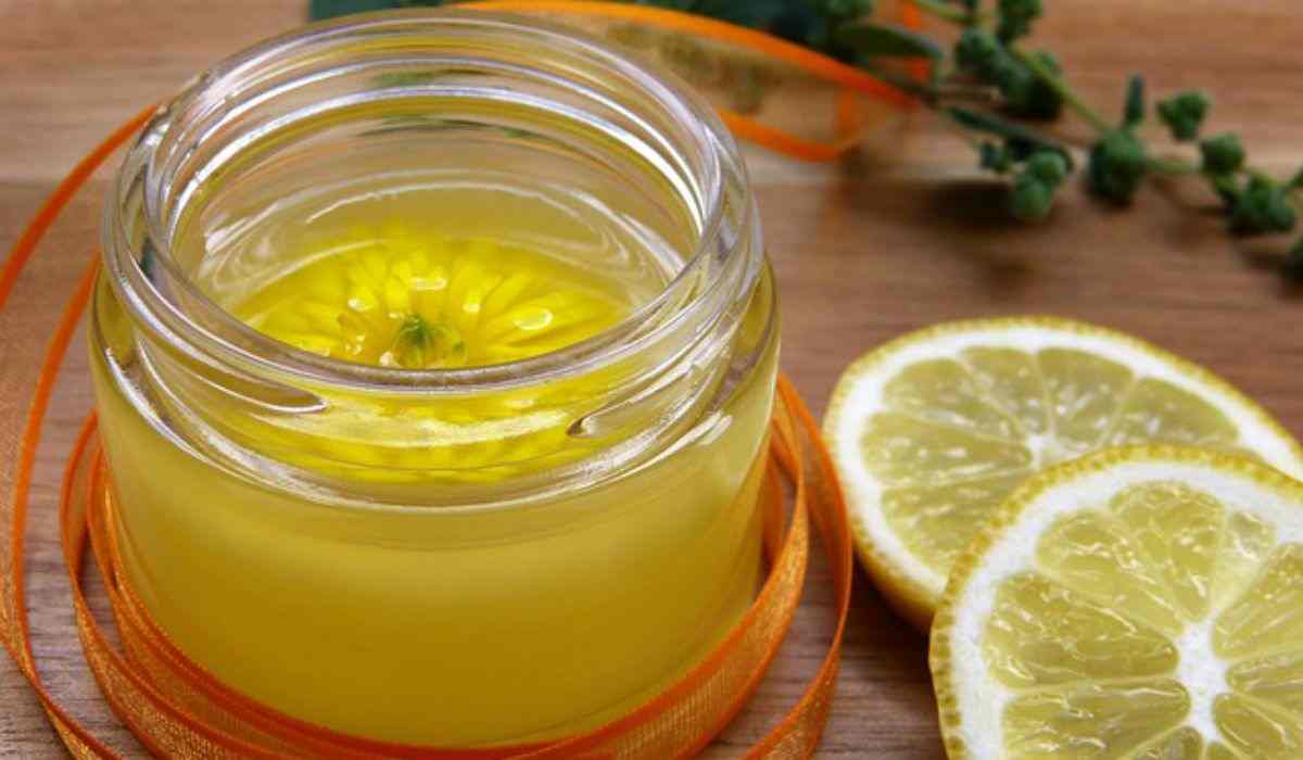 olio essenziale di limone