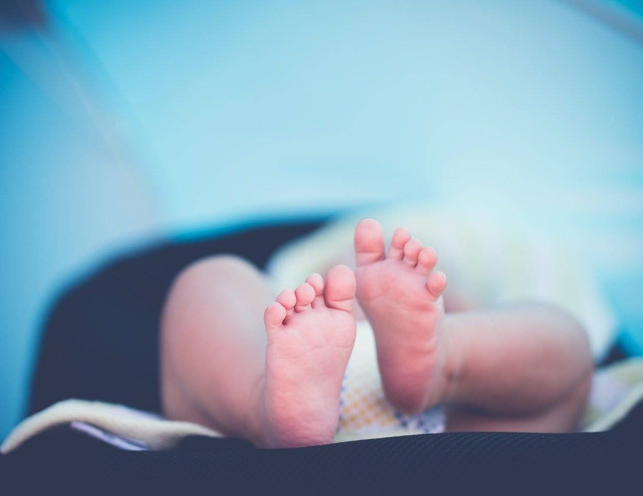 Neonato deceduto dopo la nascita a Nocera Inferiore: scattano le indagini