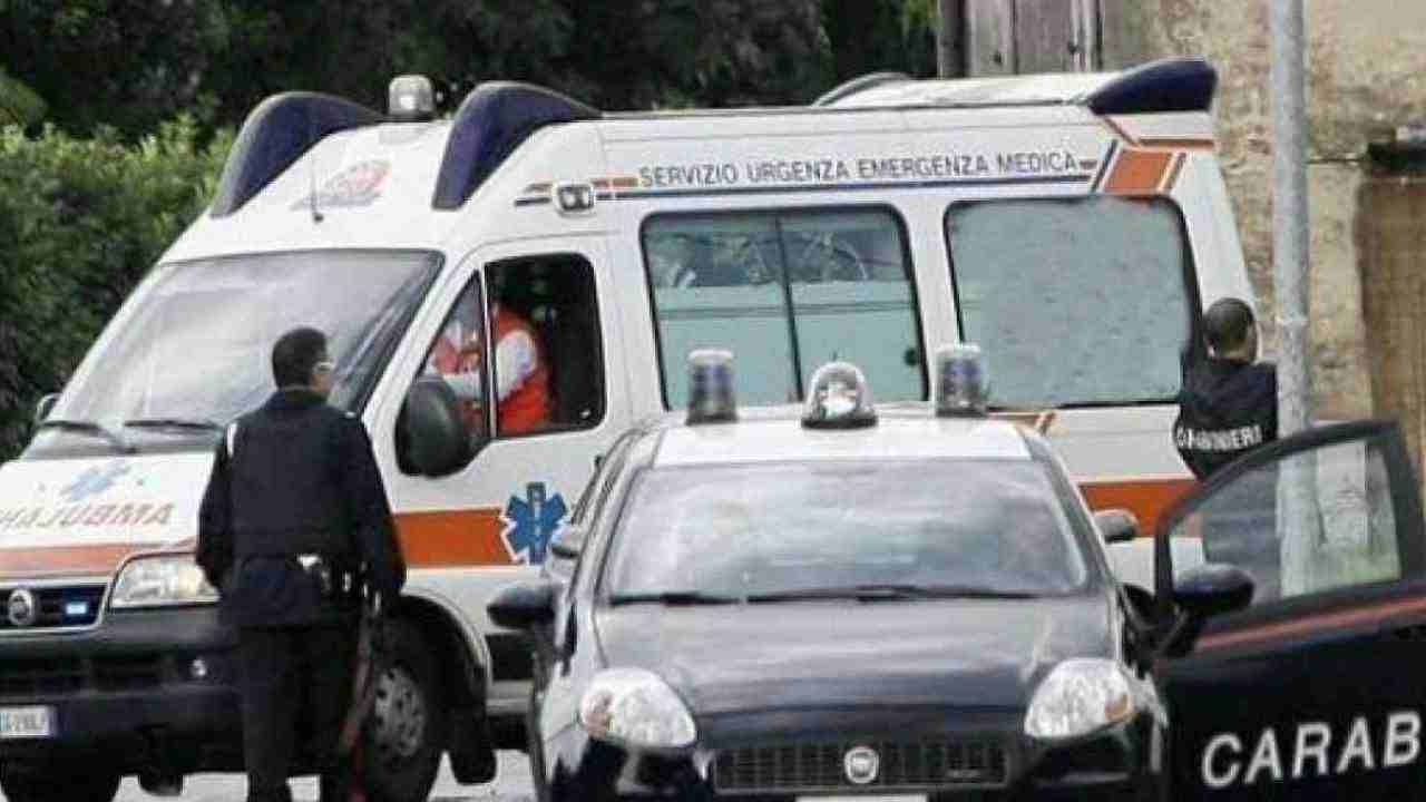 carabinieri ed ambulanza