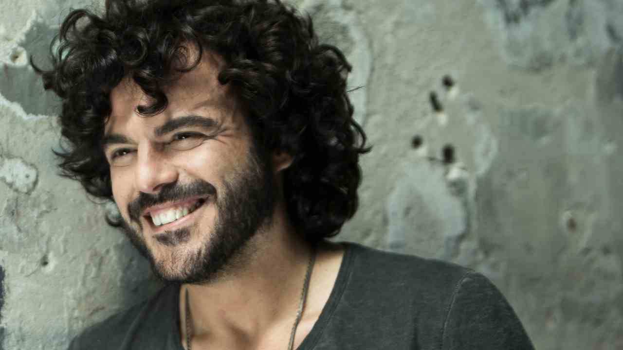 Francesco Renga, chi è la fidanzata del cantautore italiano tra i ...