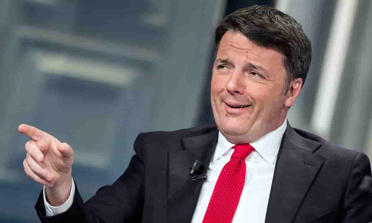 Matteo Renzi le querele ai giornali per il viaggio a Dubai