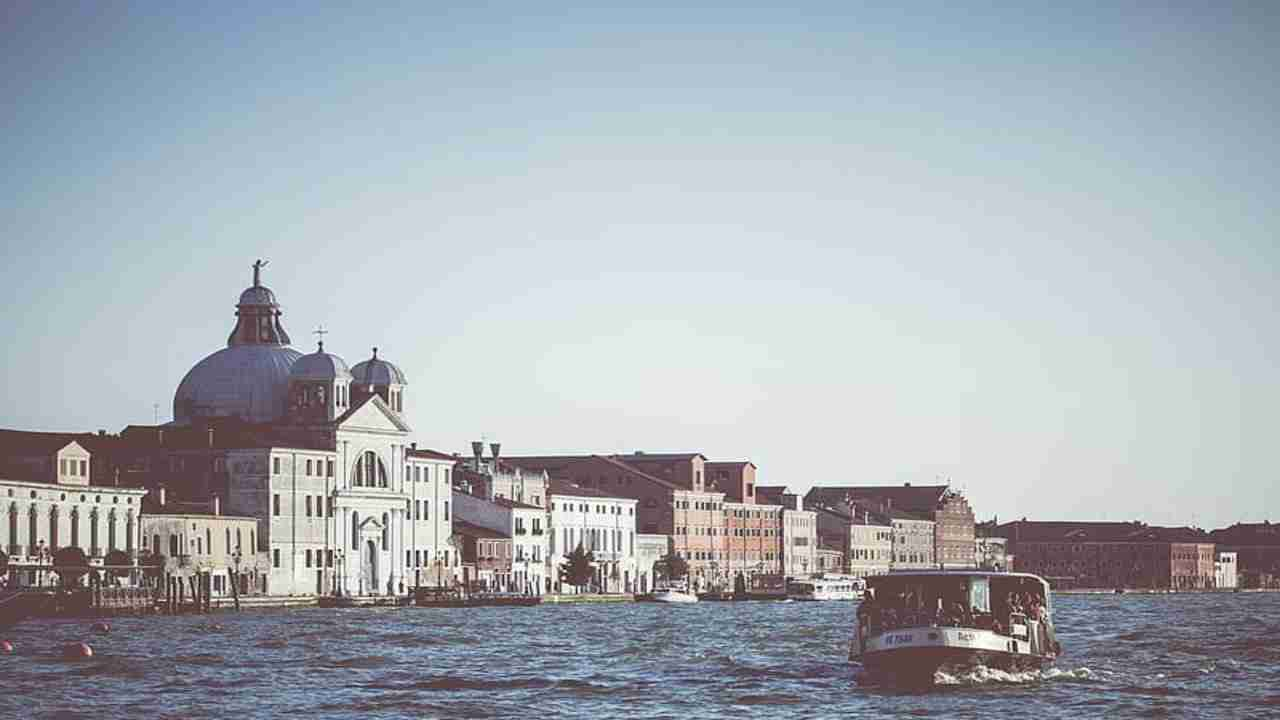 donne annegate venezia (1)