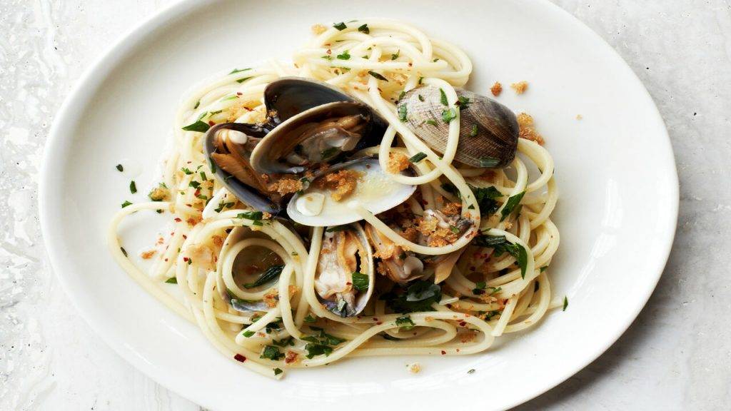 Pasta con le vongole perfetta il trucco infallibile per farla più cremosa