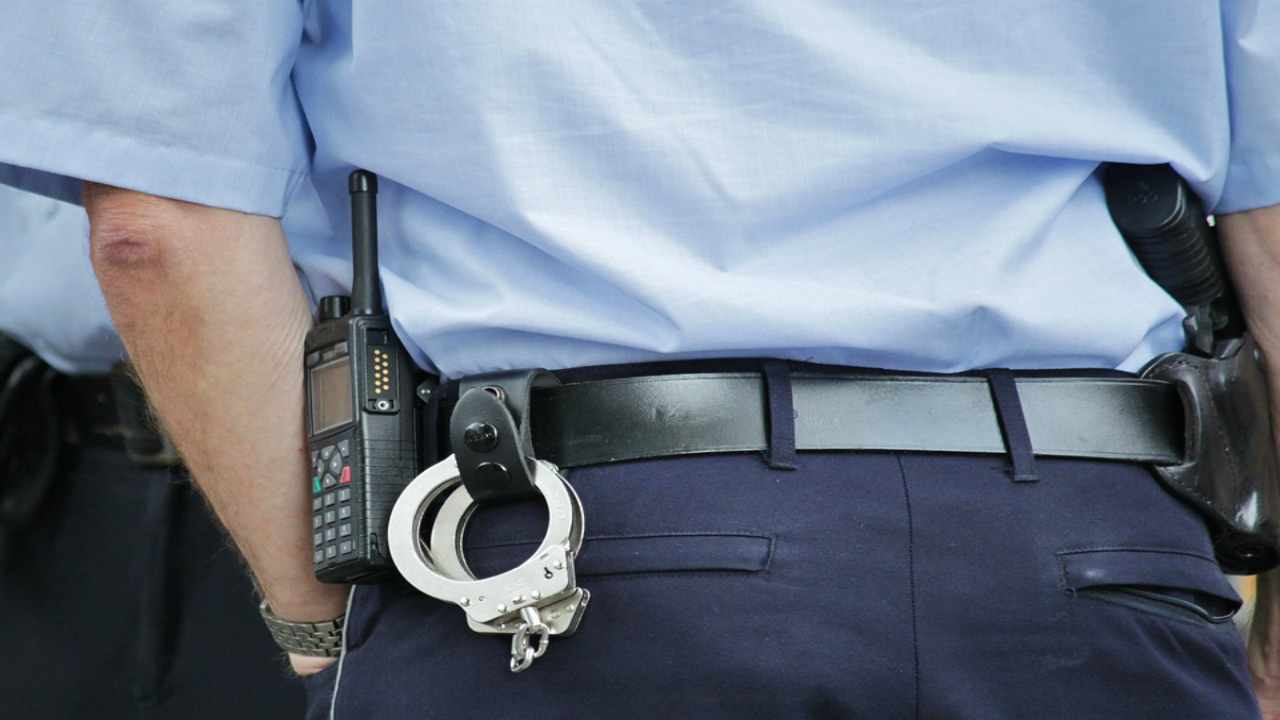 Napoli, due chili di esplosivo in auto: scattano le manette per due uomini