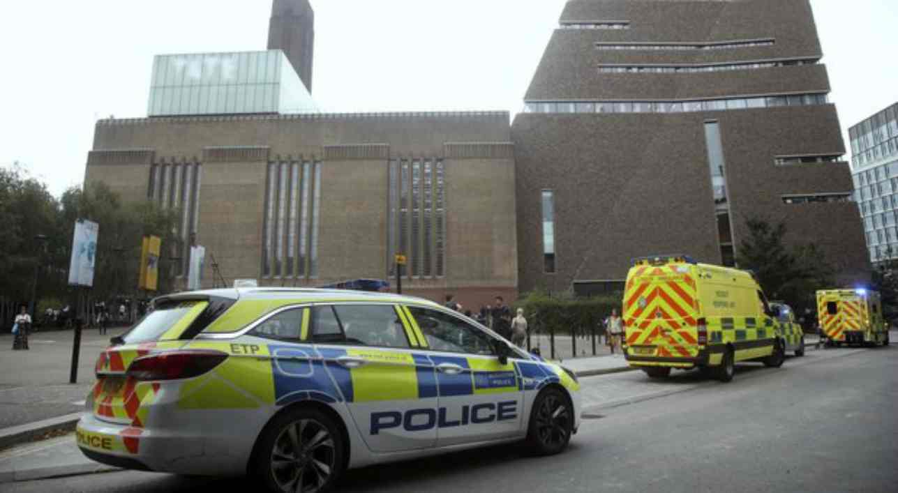 Tate Modern, bambino buttato giù dalla terrazza: aggressore condannato a 15 anni