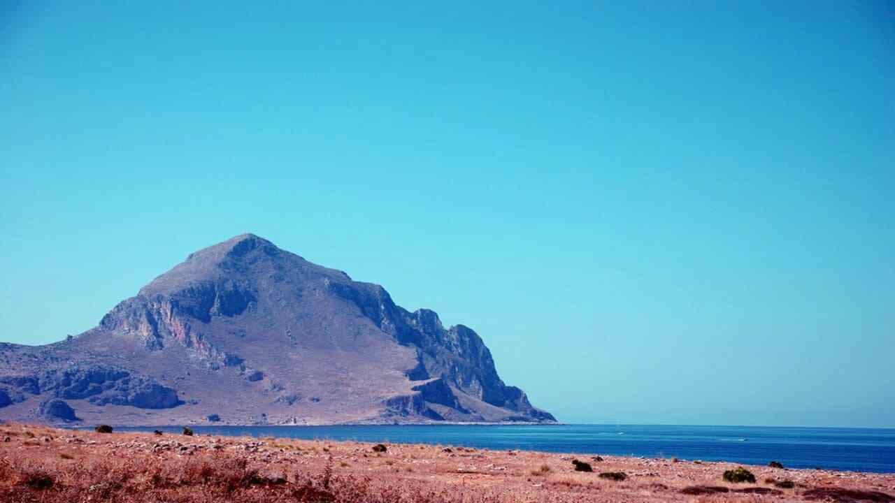 incendio monte cofano