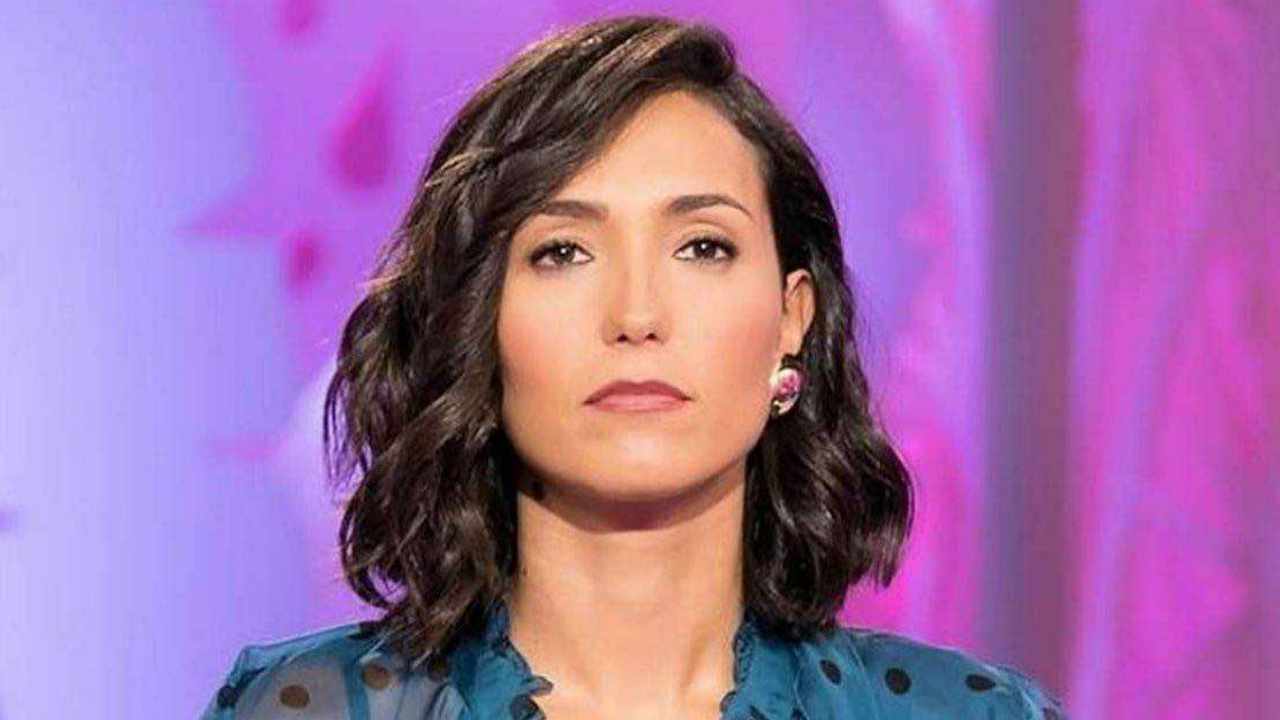 Caterina Balivo: l'addio al costume intero e finalmente indossa un bikini