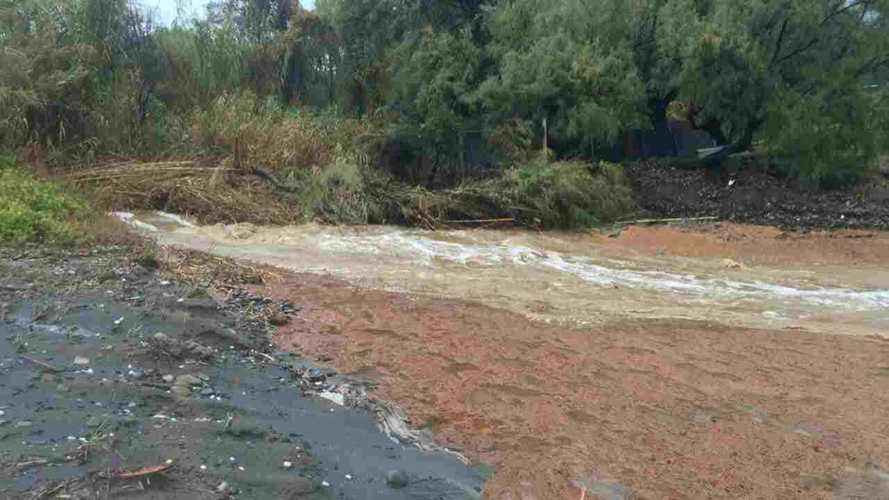 bomba d'acqua cortina