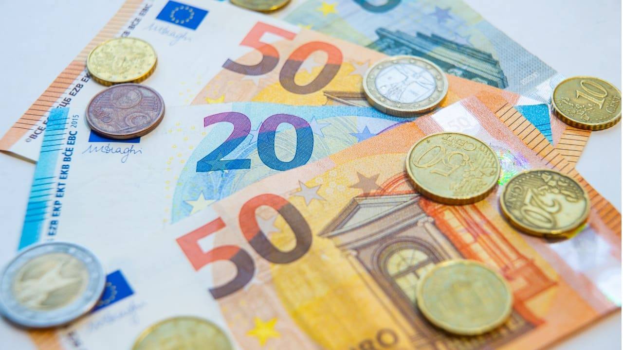 banconote euro e monete