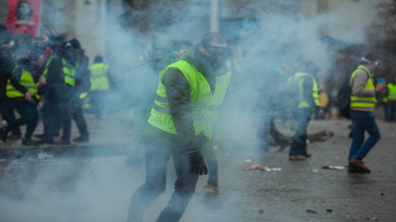 caos e rivolte a beirut