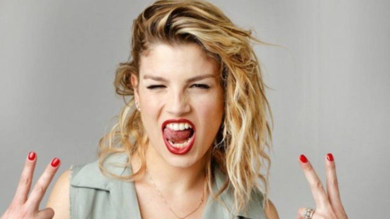 Emma Marrone in barca