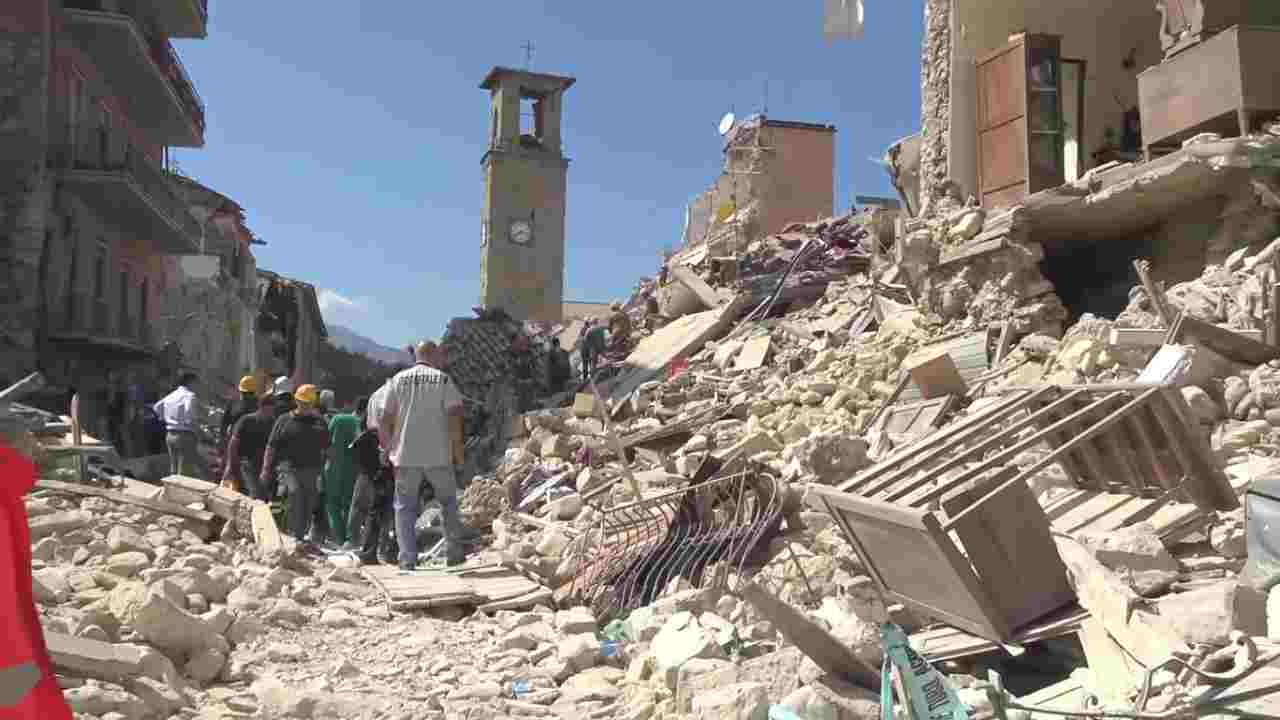 amatrice condanne crollo delle palazzine