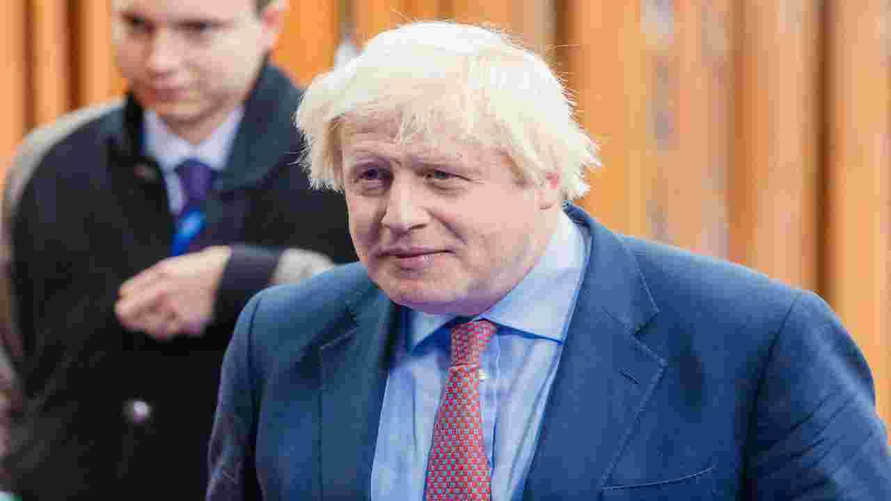 Johnson stringe i tempi per accordi UE